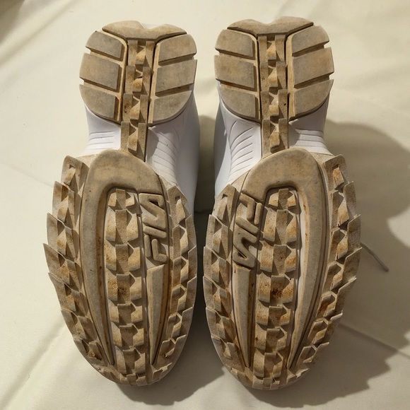 FILA Mens D Formation 1CM00489-120 White Casual Sneakers - Picture 5 of 16